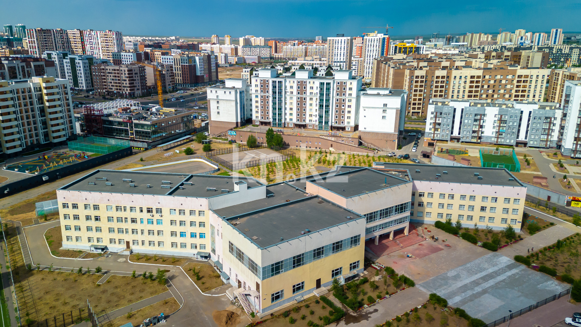 Продажа 2-комнатной квартиры, 108 м², ул. Айтеке би, дом  16 в Астане - фото 8