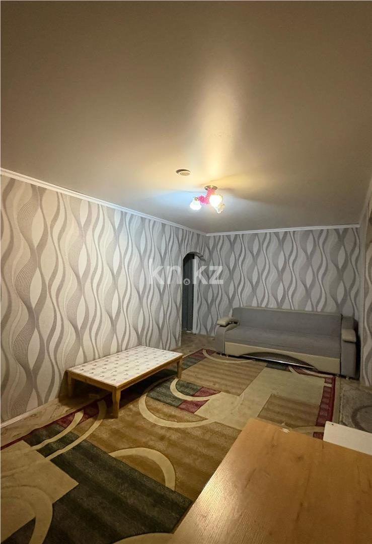 Продажа 3-комнатной квартиры, 60 м², ул. Гоголя, дом  37/1 - Продажа  трехкомнатных квартир в Караганде с фото фото 2 из 9