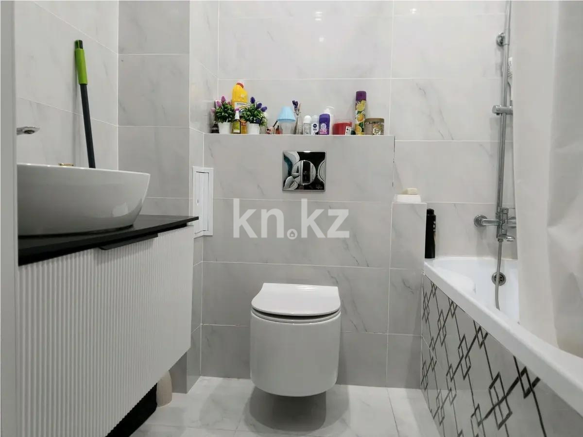 Продажа 2-комнатной квартиры, 68.5 м², пр. Кошкарбаева, дом  15 в Астане - фото 3