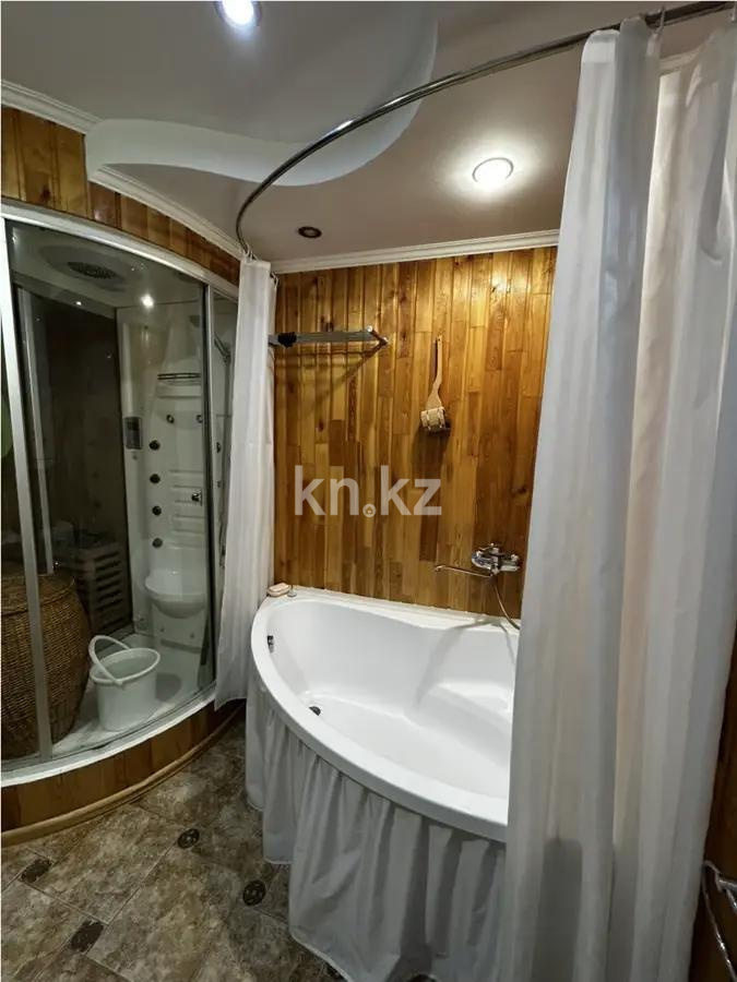 Продажа 3-комнатной квартиры, 119 м² - Продажа трехкомнатных квартир от собственников в Караганде фото 5 из 6