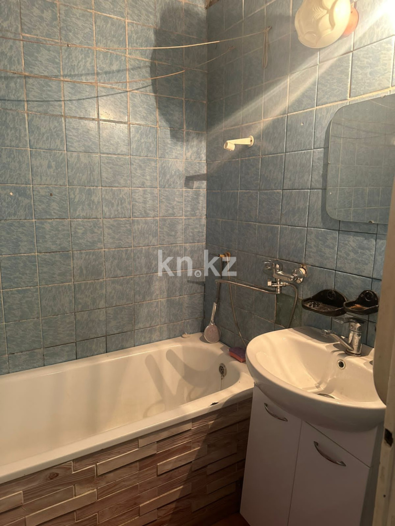 Продажа 3-комнатной квартиры, 64.2 м² в Караганде - фото 6