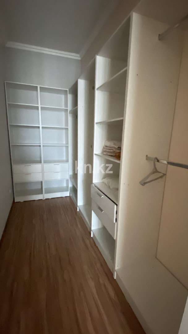 Аренда 4-комнатной квартиры, 180 м², пр. Мангилик Ел, дом  28 в Астане - фото 16