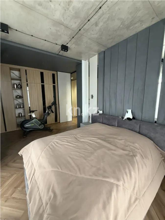 Продажа 4-комнатной квартиры, 157 м², ул. Аманжолова, дом  14/1 - Продажа  четырехкомнатных квартир в Караганде без посредников фото 4 из 11