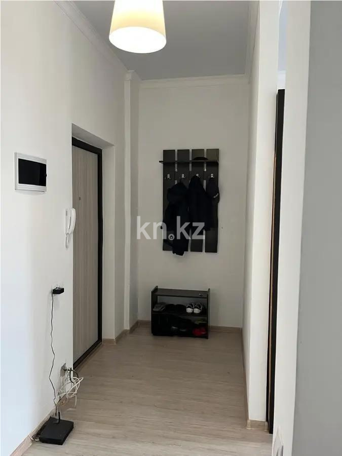 Продажа 1-комнатной квартиры, 40 м², ул. Асфендиярова, дом  9 в Астане - фото 4