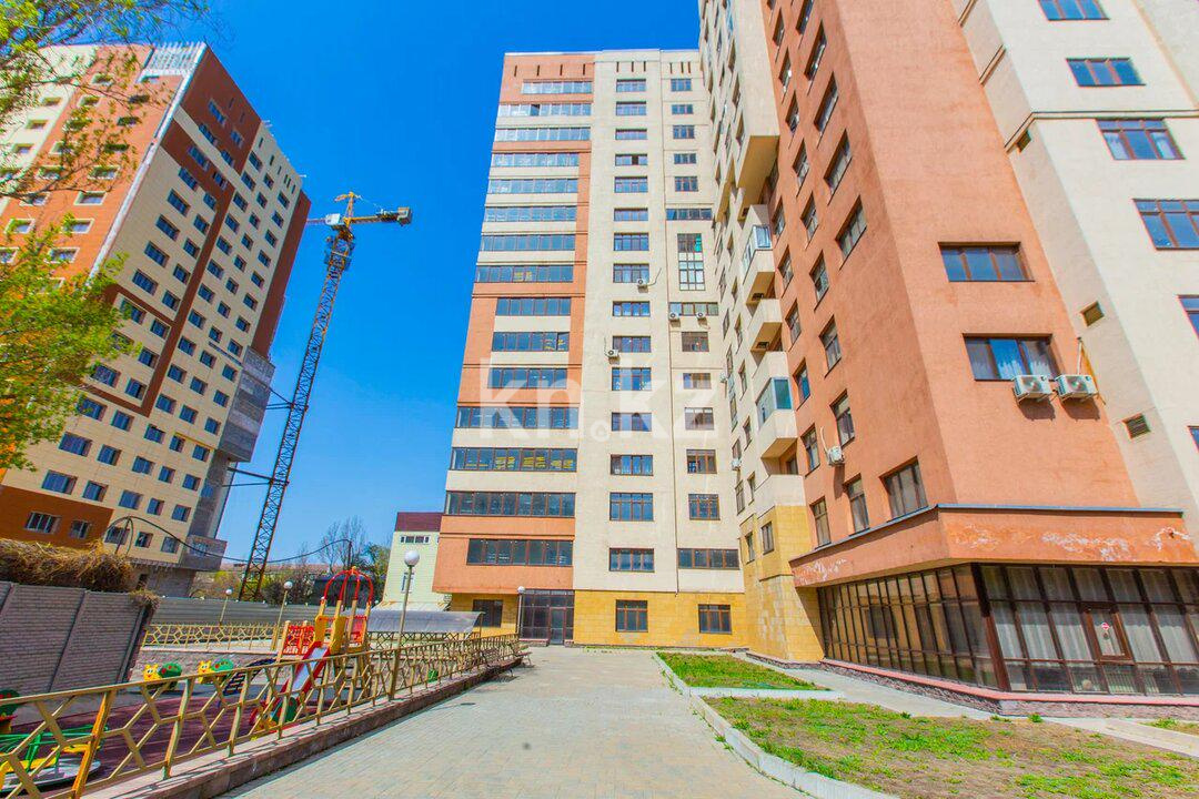 Продажа 3-комнатной квартиры, 108 м², ул. Кунаева, дом  15/1 в Алматы - фото 4