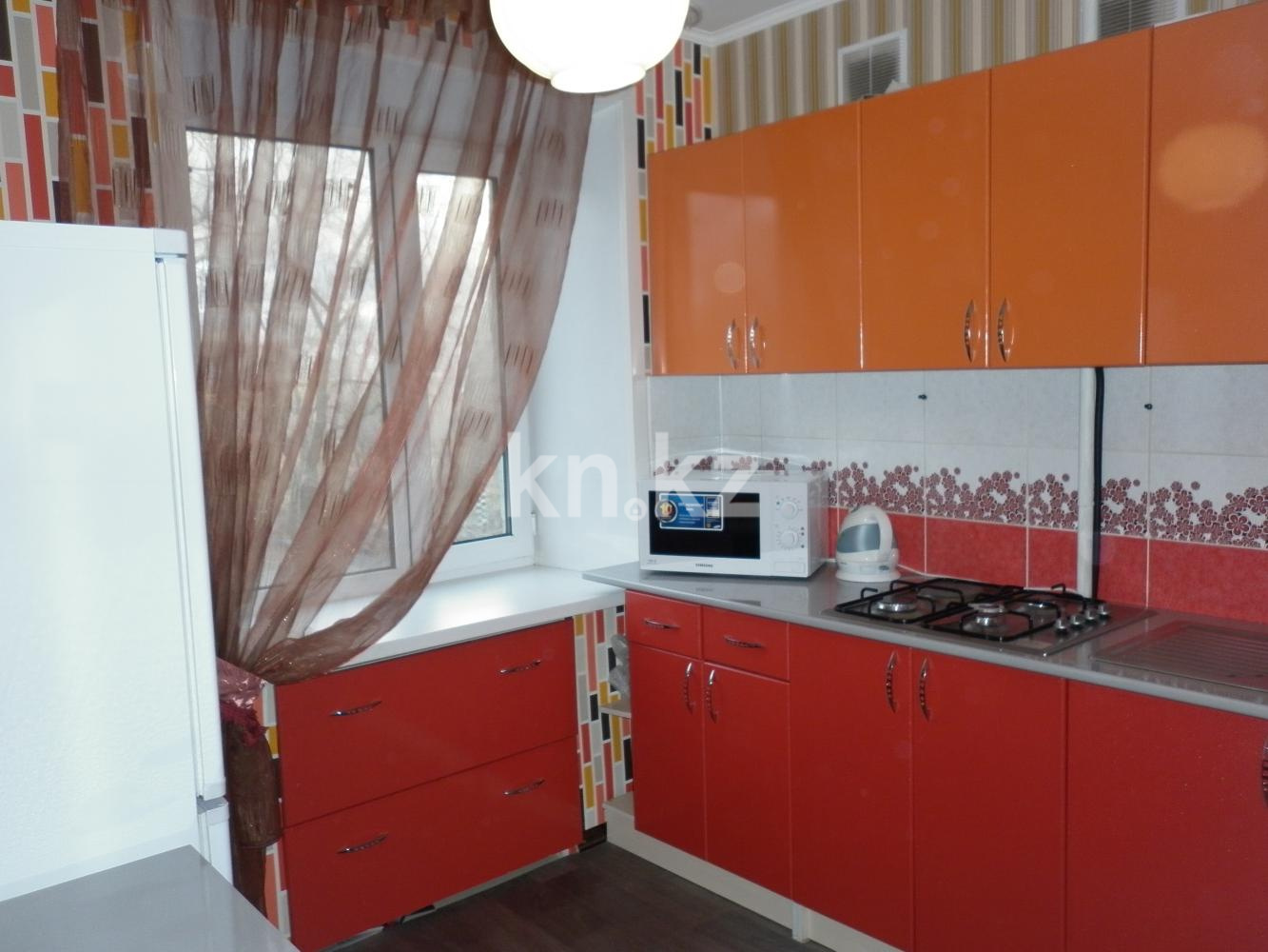 Аренда 1-комнатной квартиры посуточно, 33 м², пр. Бухар-жырау, дом  72 в Караганде - фото 4