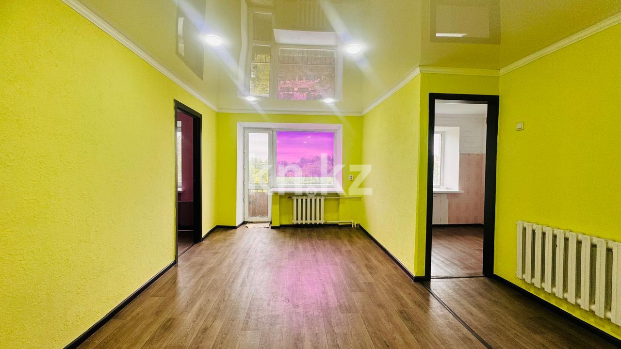 Продажа 2-комнатной квартиры, 43 м², мкр-н 12 - Продажа квартир в Казахстане фото 1 из 8