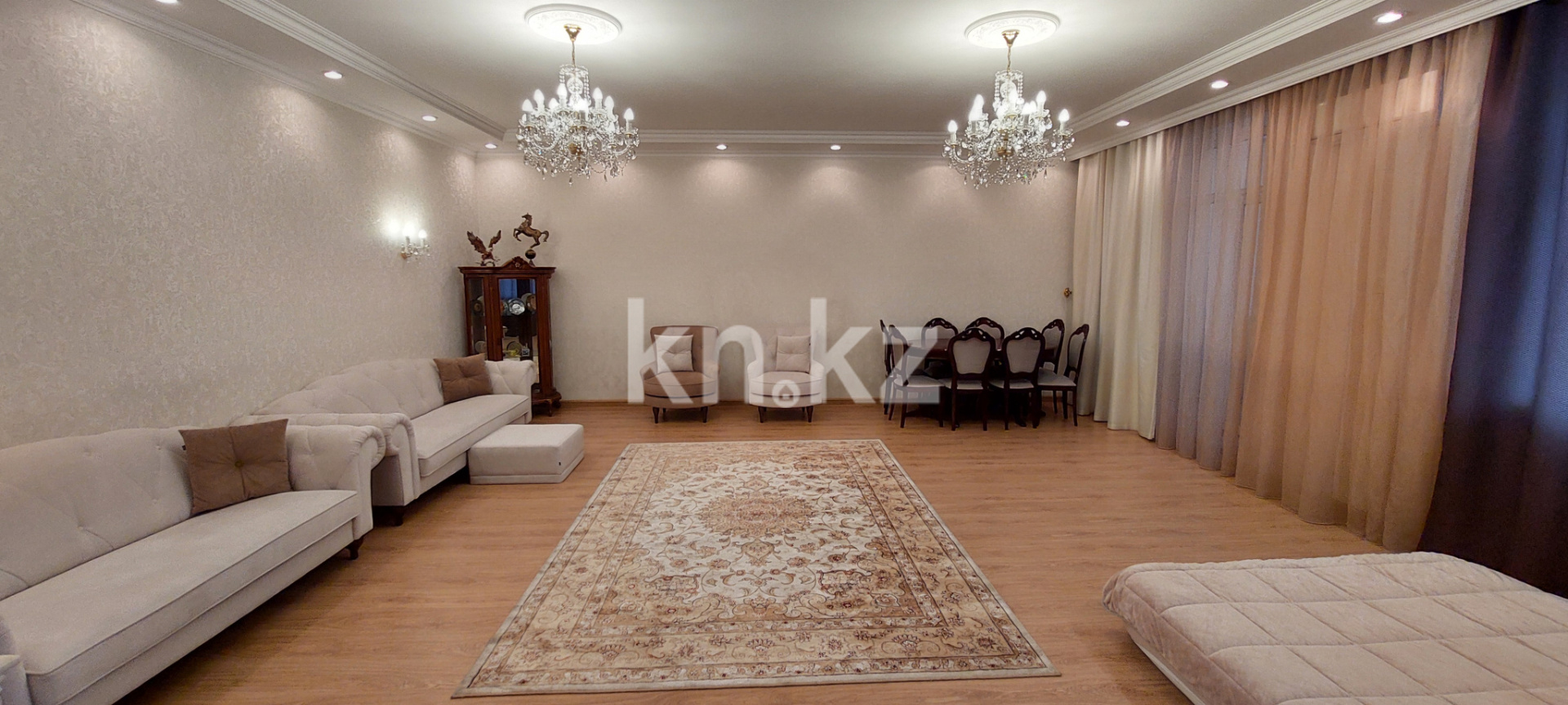 Продажа 5-комнатной квартиры, 217 м², ул. Аманжолова, дом  41 - Продажа квартир в Караганде фото 11 из 27