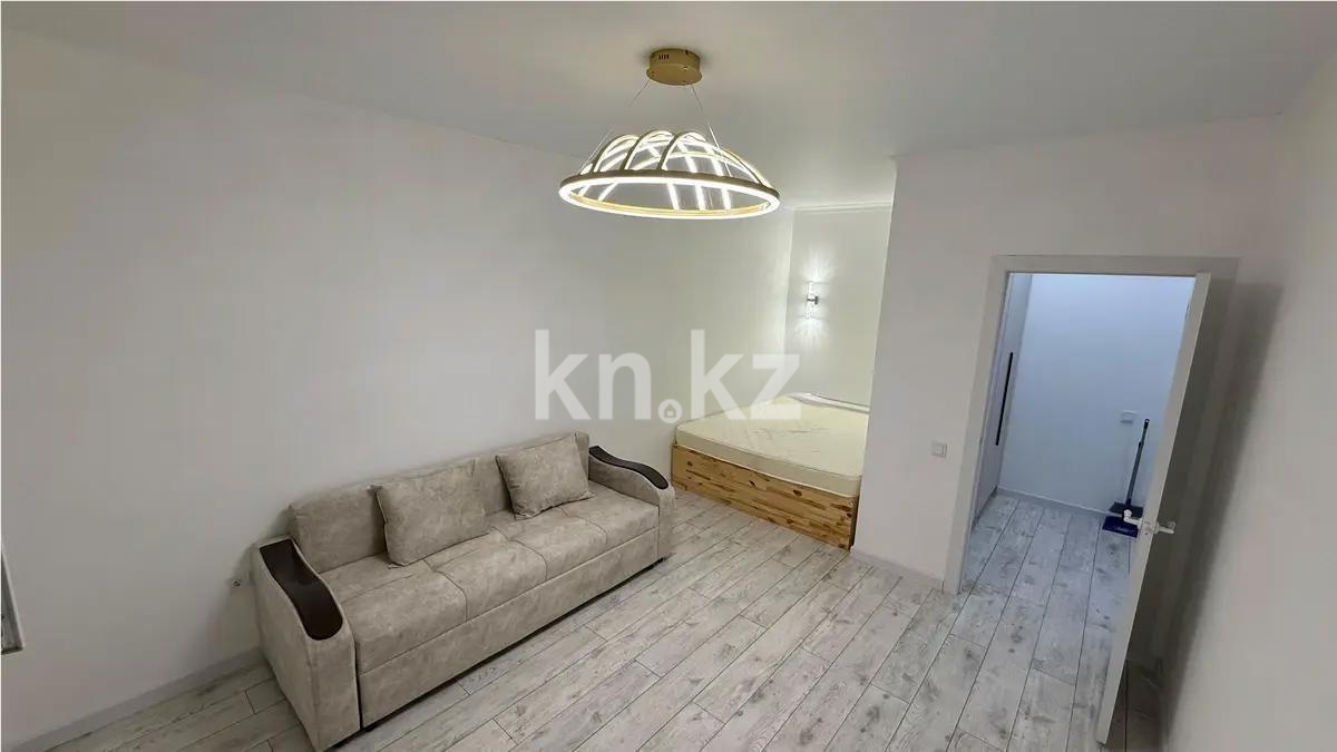 Продажа 1-комнатной квартиры, 39 м², ул. Е-810, дом  2/21 - Продажа квартир в Казахстане фото 1 из 5