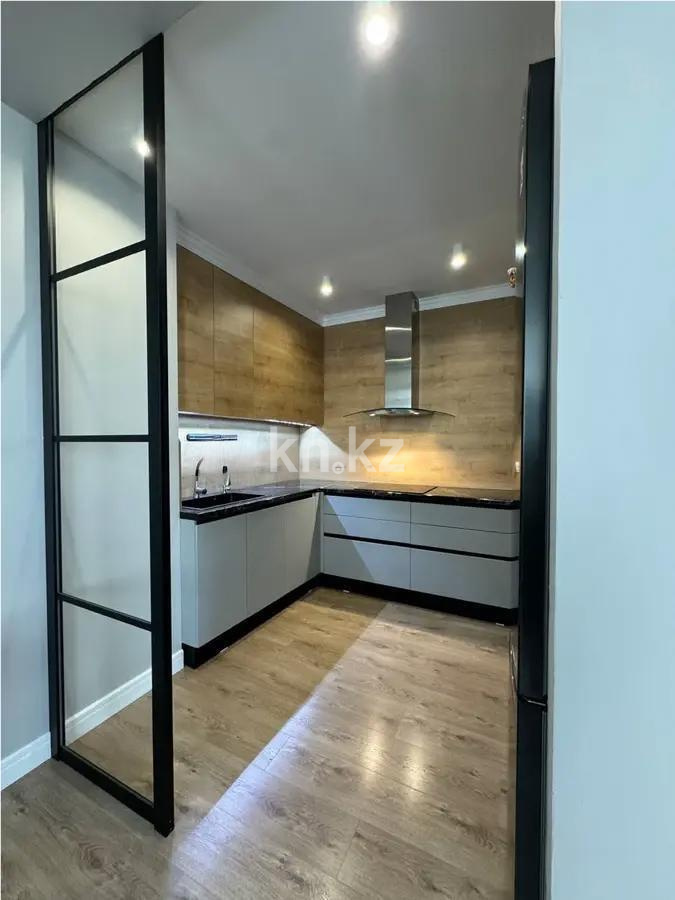 Продажа 2-комнатной квартиры, 95 м², ул. Туркестан, дом  10 в Астане - фото 3