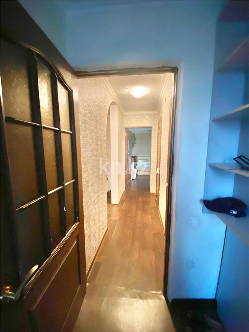 Продажа 3-комнатной квартиры, 62 м², ул. Гапеева - Продажа  трехкомнатных квартир в Караганде фото 8 из 13