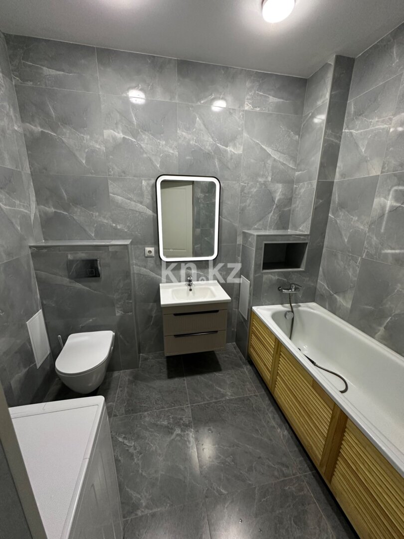 Продажа 2-комнатной квартиры, 64 м² в Астане