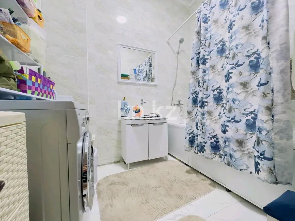 Продажа 3-комнатной квартиры, 78 м², ул. Кумисбекова, дом  4 в Астане - фото 6