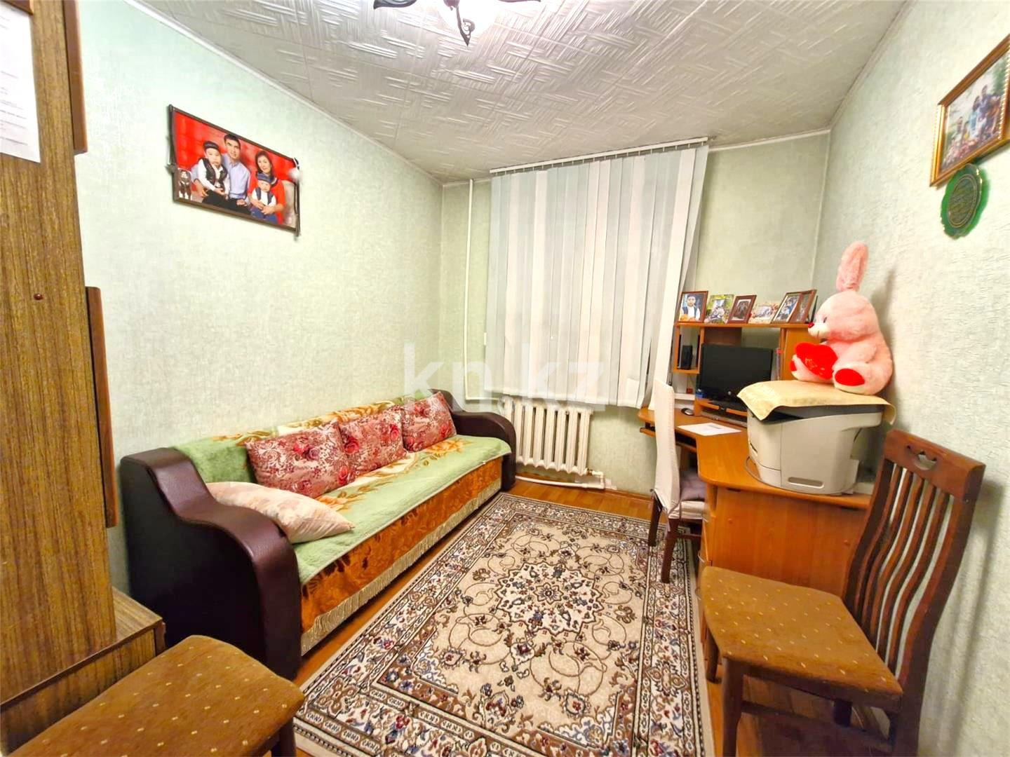 Продажа 4-комнатной квартиры, 80 м², ул. Язева - Продажа  четырехкомнатных квартир в Караганде фото 4 из 11
