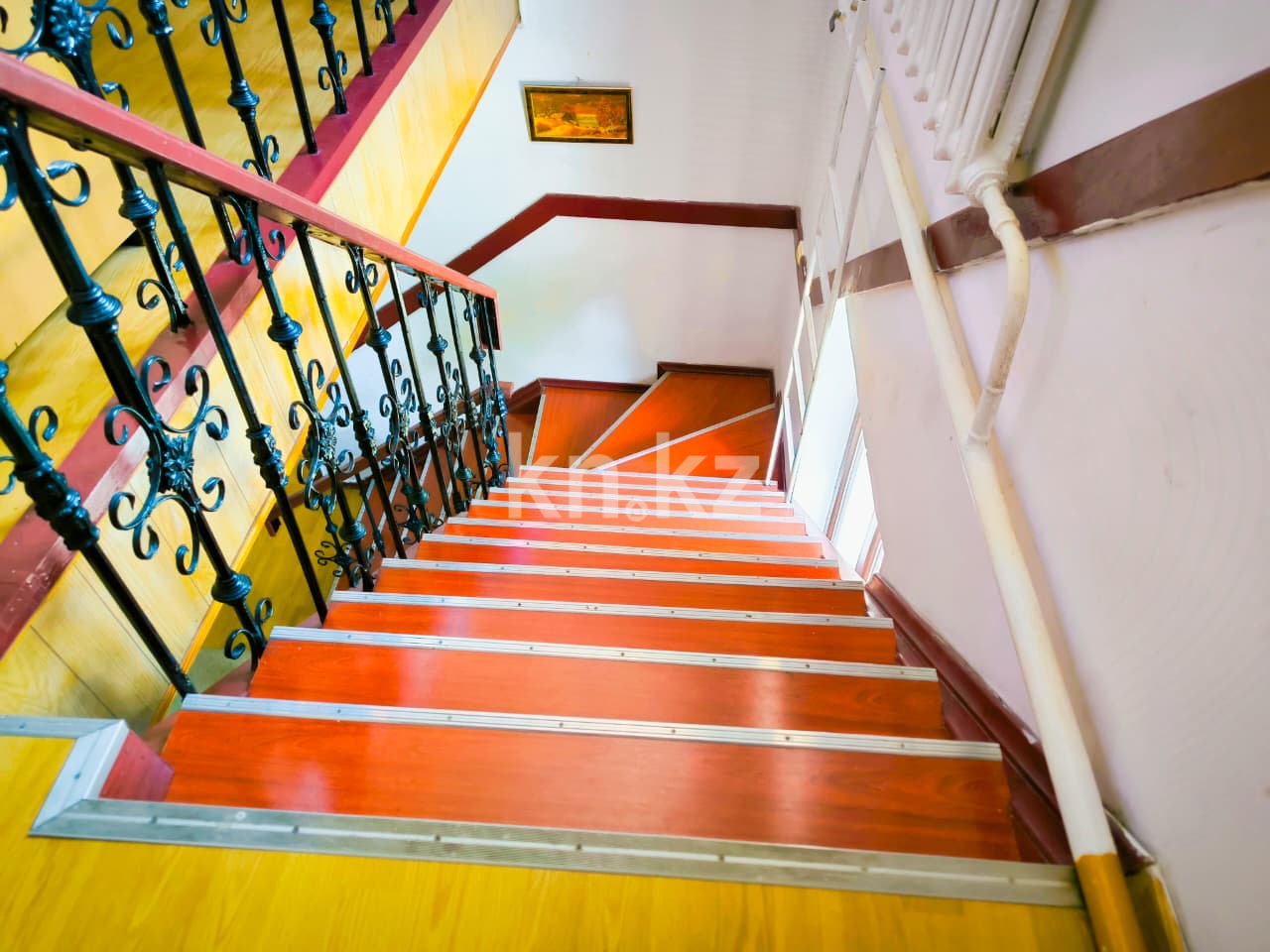 Продажа 7-комнатного дома, 365 м² - Продажа домов, коттеджей в Алматы фото 7 из 10