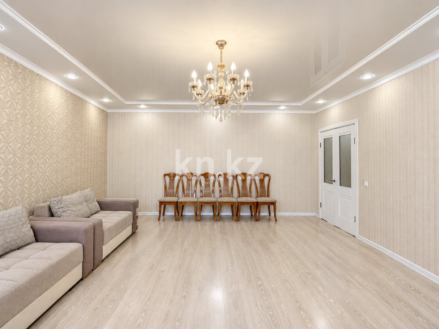 Продажа 3-комнатной квартиры, 120 м² в Астане - фото 2
