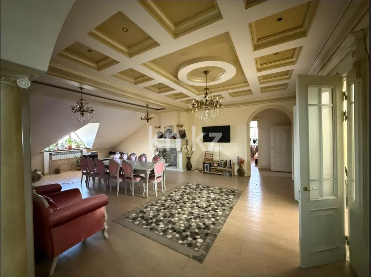 Продажа 5-комнатной квартиры, 260 м², ул. Жанар, дом  37е - Продажа  пятикомнатных квартир в Алматы без посредников фото 1 из 7
