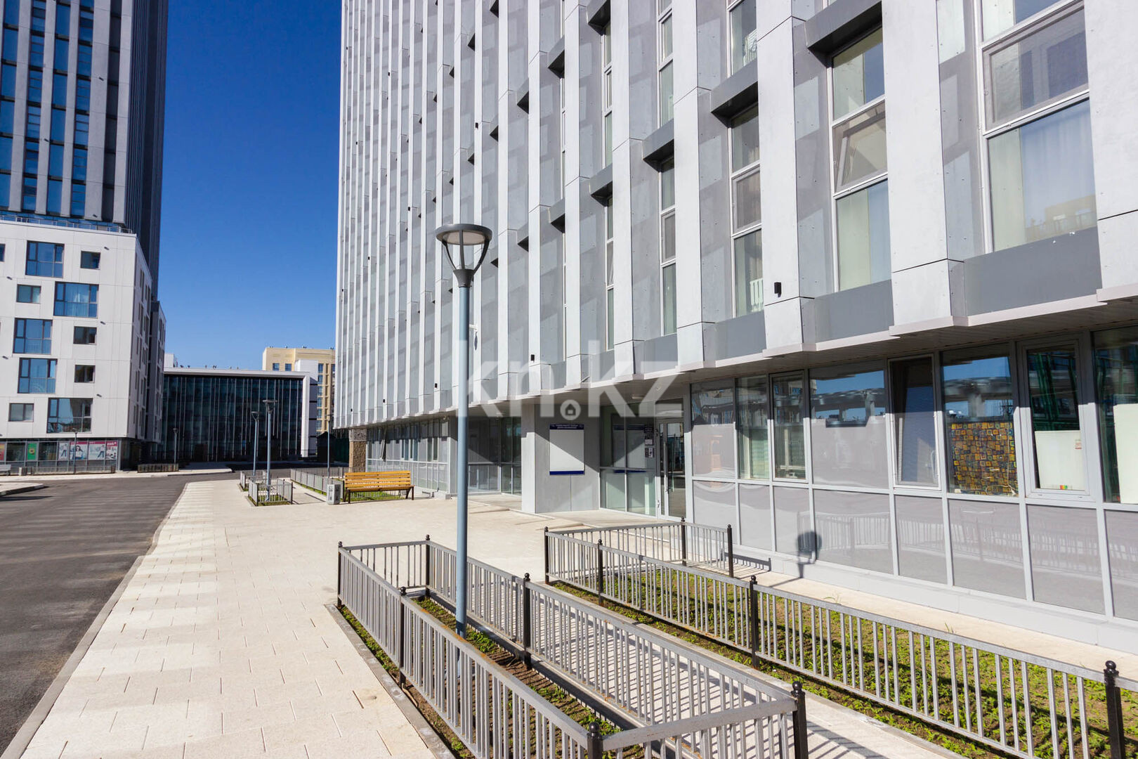 Продажа 1-комнатной квартиры, 42.8 м², пр. Мангилик Ел, дом  54 в Астане - фото 8