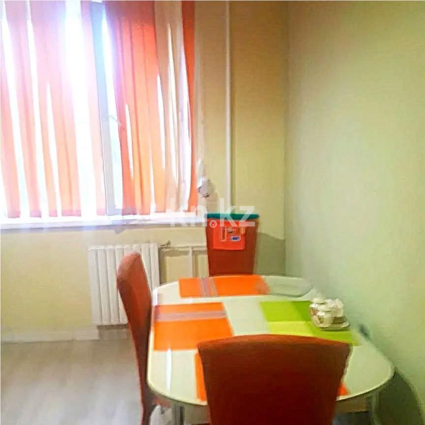 Продажа 1-комнатной квартиры, 41 м², мкр-н Орбита-2, дом  17в в Алматы - фото 2