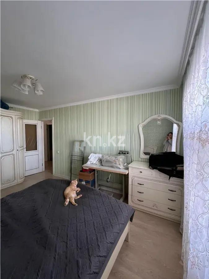 Продажа 3-комнатной квартиры, 76 м², пр. Абылай хана, дом  6/4 в Астане