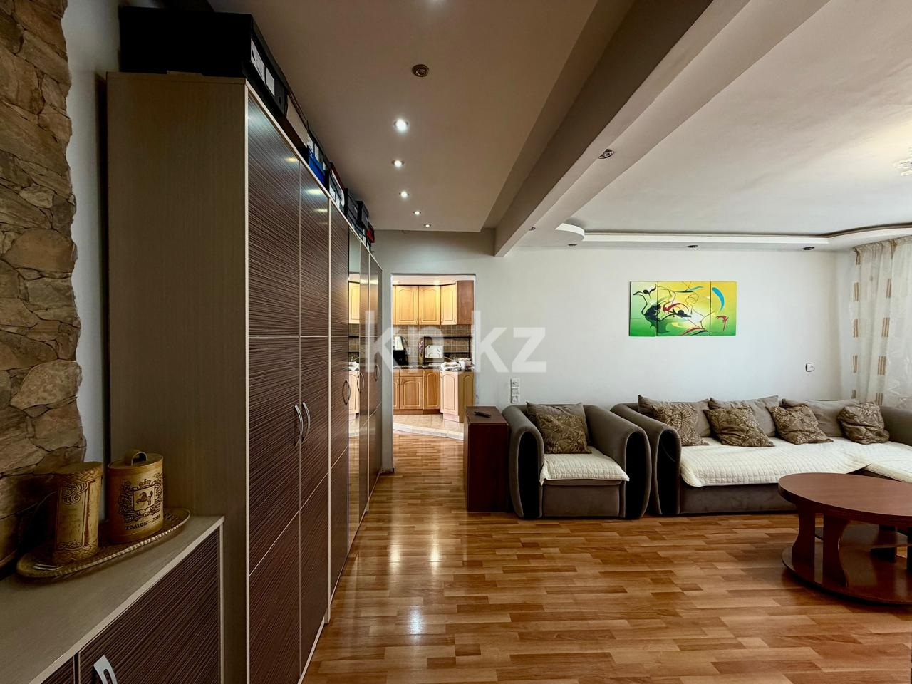 Продажа 4-комнатной квартиры, 76 м² - Продажа четырехкомнатных квартир в панельном доме в Казахстане фото 8 из 13