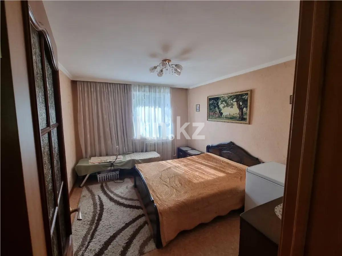 Продажа 3-комнатной квартиры, 60 м², мкр-н 19, дом  45а в Караганде - фото 2