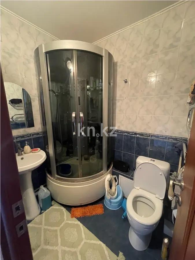 Продажа 1-комнатной квартиры, 33 м², ул. Радостовца, дом  152/1 в Алматы - фото 3