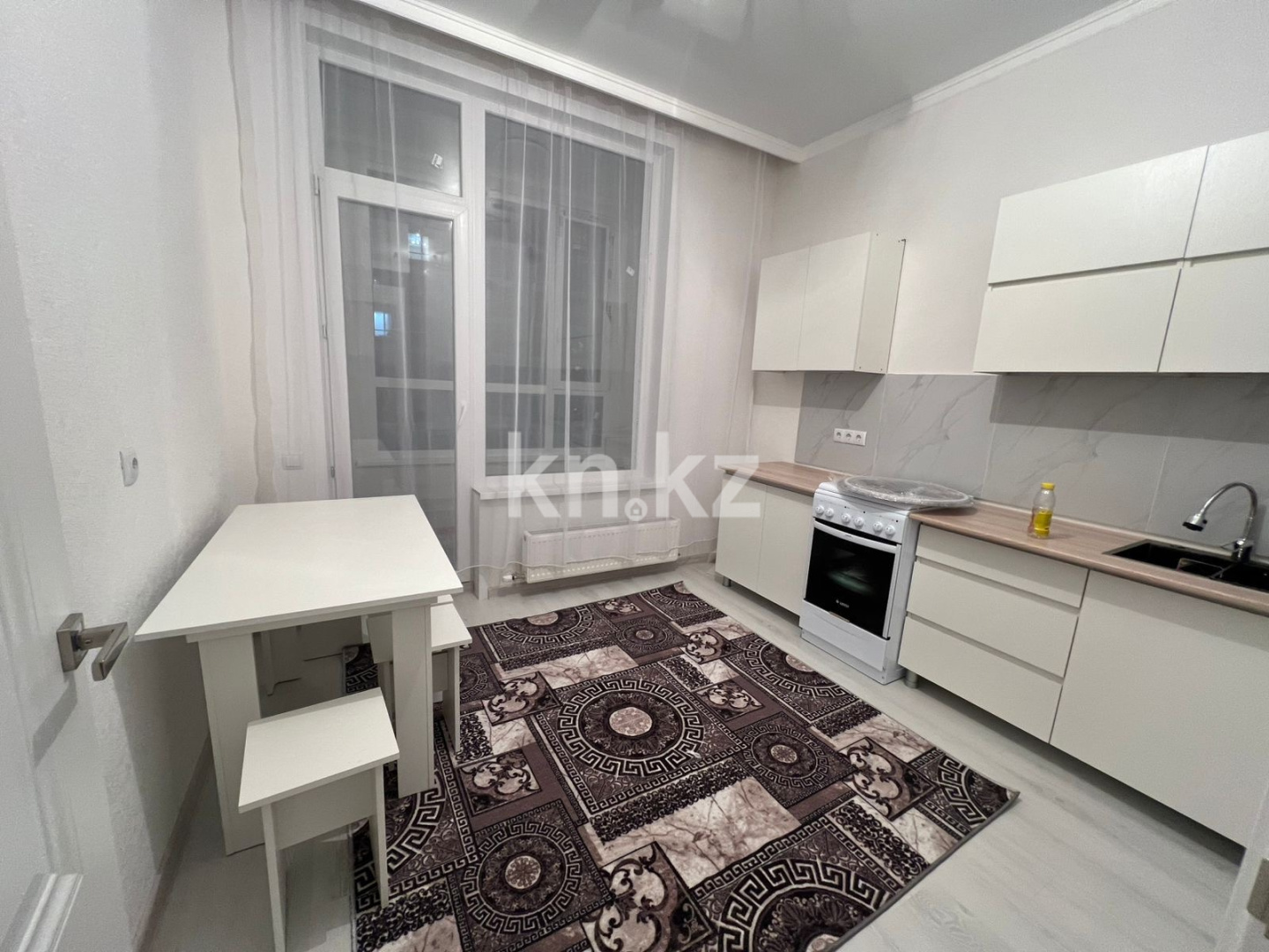 Аренда 1-комнатной квартиры, 42 м², ул. Е-36, дом  2 - Аренда квартир помесячно в Казахстане фото 1 из 5
