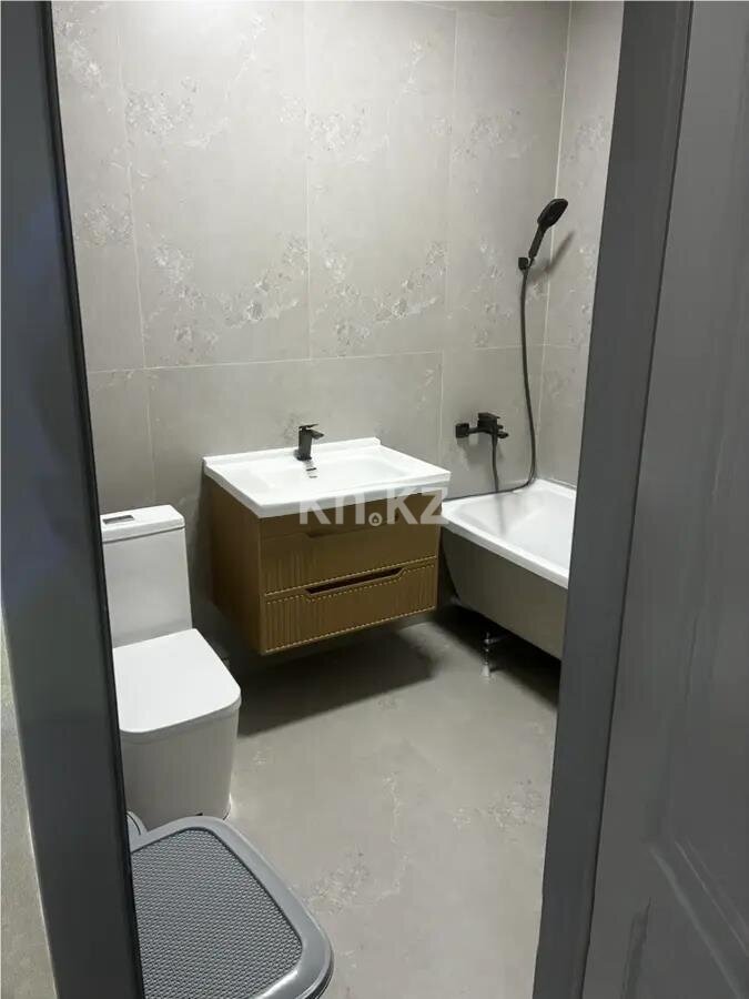 Продажа 4-комнатной квартиры, 75 м² в Астане - фото 3