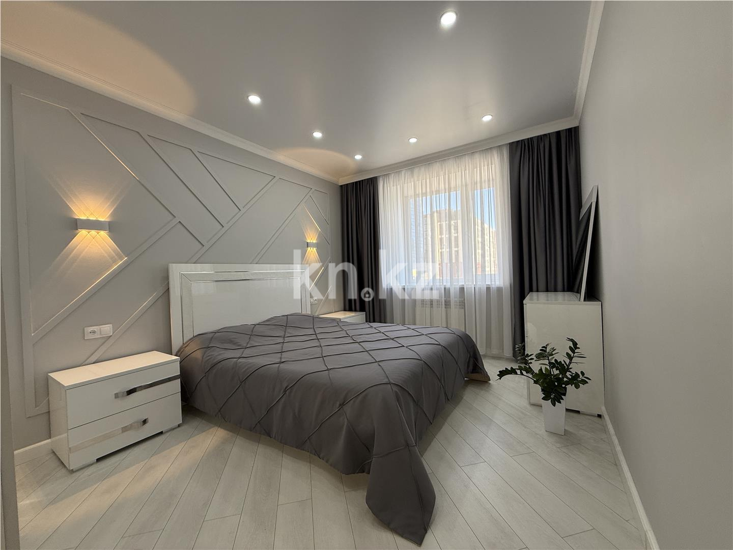 Продажа 3-комнатной квартиры, 73 м², 137 учетный квартал, дом  349 - Продажа  трехкомнатных квартир в Караганде фото 1 из 24