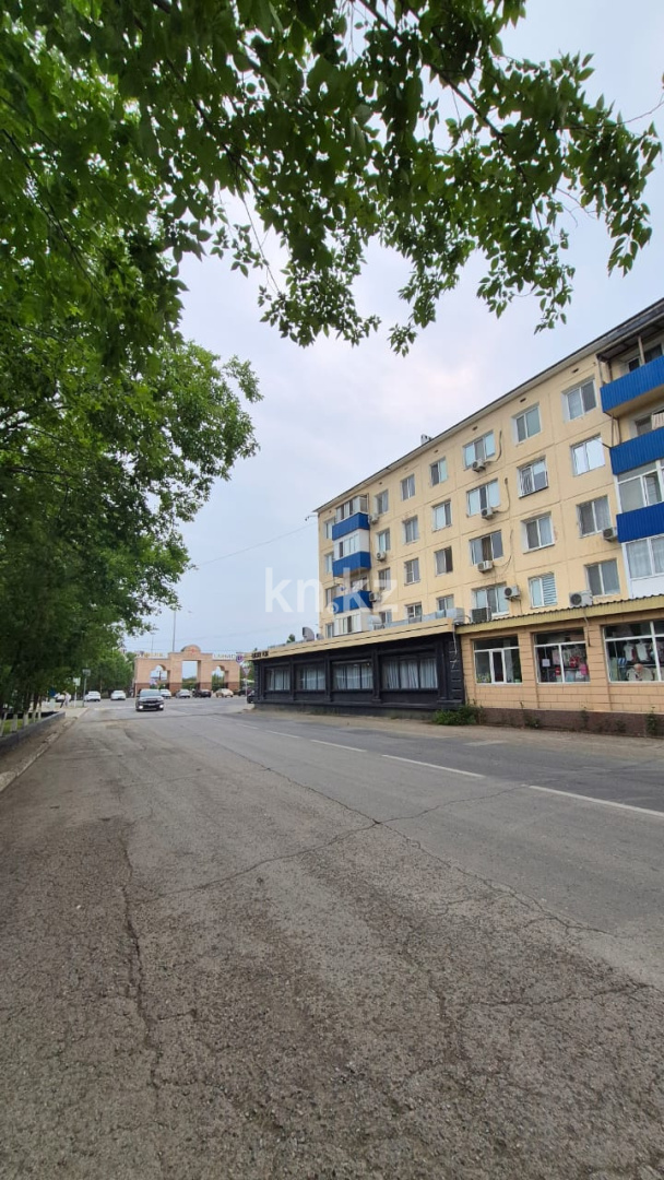 Продажа 3-комнатной квартиры, 64 м², мкр-н Авангард-3, дом  49 - Продажа и аренда недвижимости в Атырау фото 1 из 15