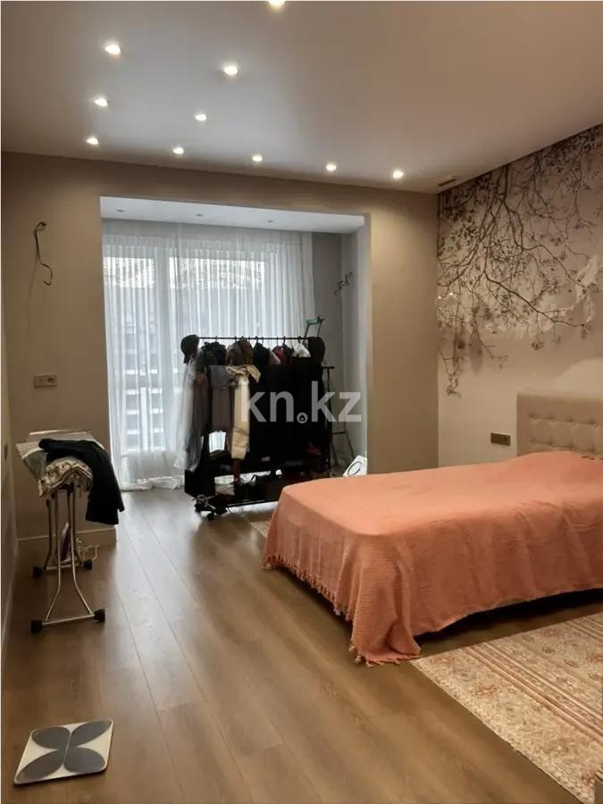 Продажа 4-комнатной квартиры, 135.6 м², ул. Мухамедханова, дом  4/1 в Астане - фото 2