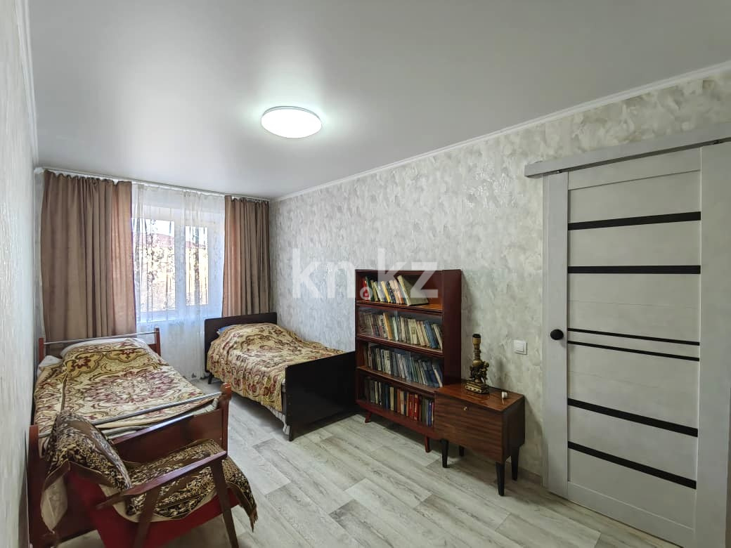 Продажа 3-комнатной квартиры, 63 м² - Продажа трехкомнатных квартир в Караганде - страница 2 фото 12 из 30