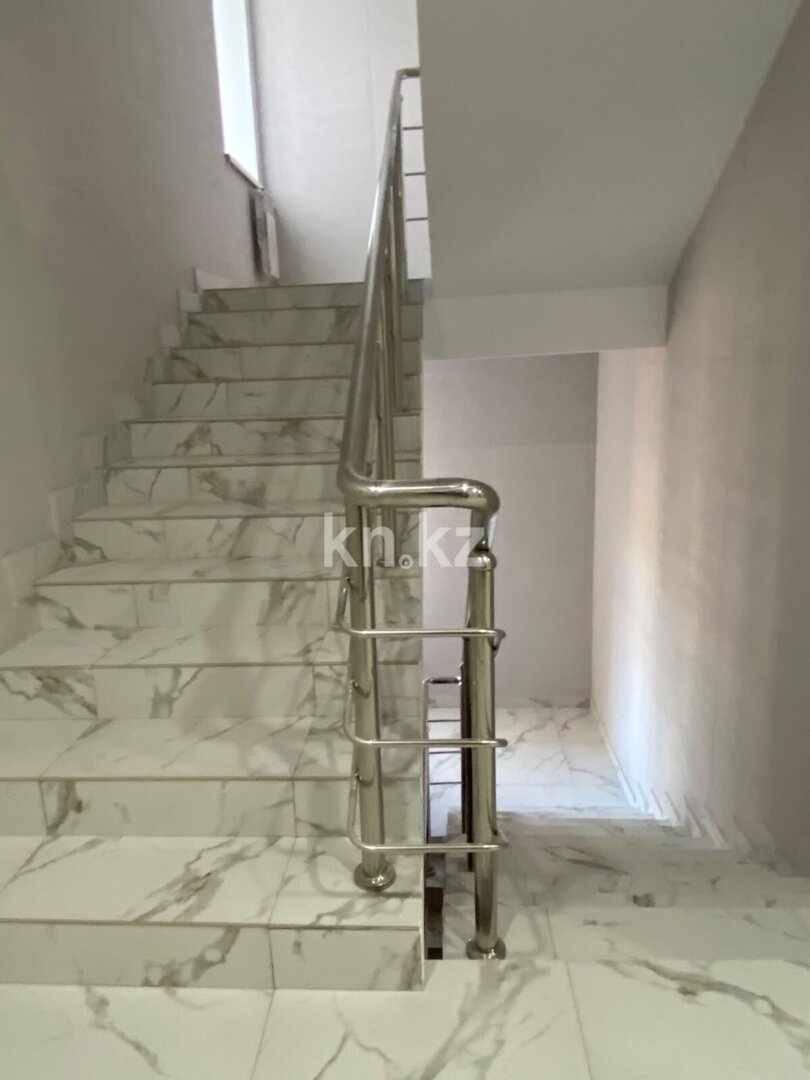Продажа 3-комнатной квартиры, 104 м² в Караганде - фото 3