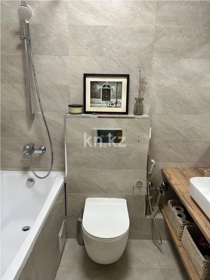 Продажа 2-комнатной квартиры, 60 м², ул. Бектурова, дом  3/3 в Астане - фото 4