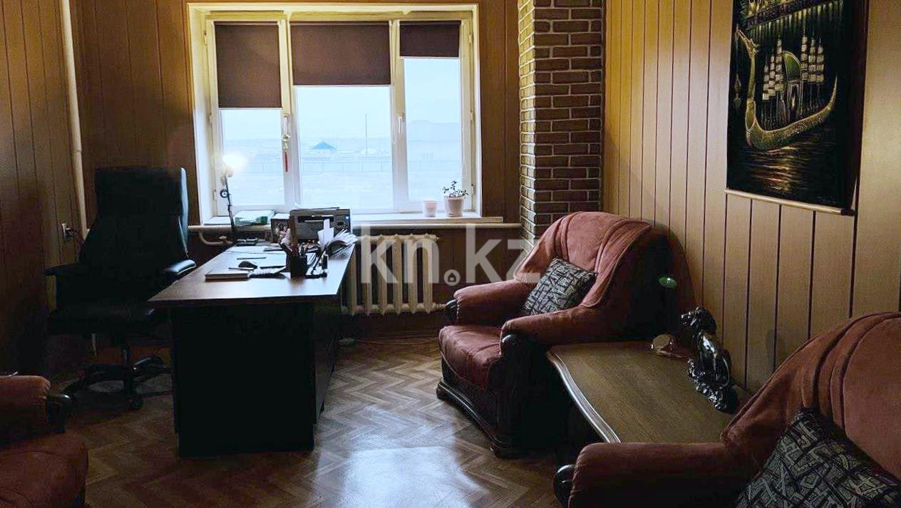 Продажа 6-комнатного дома, 329 м², мкр-н Отрадное - Продажа домов, коттеджей в Темиртау фото 17 из 33