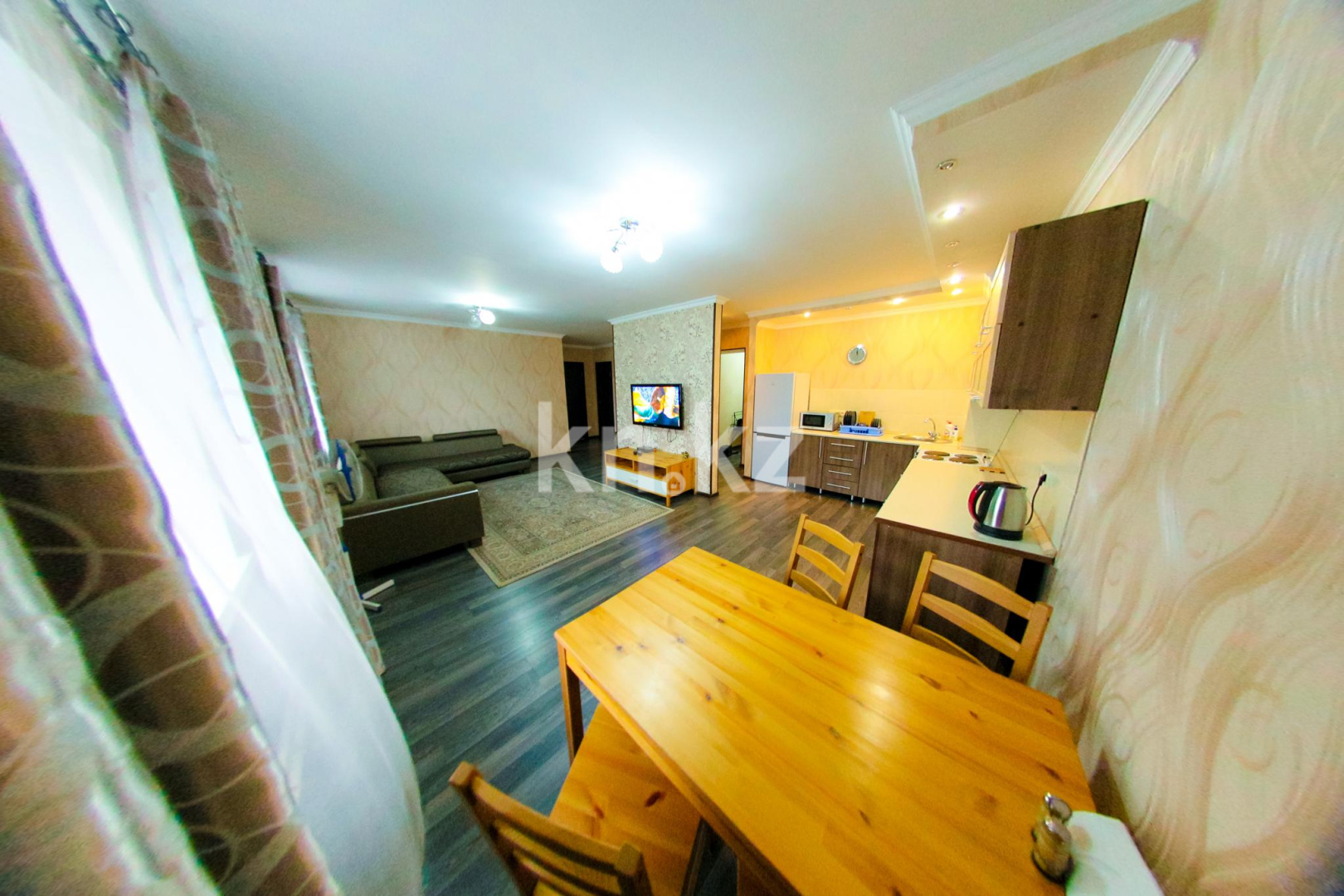 Аренда 2-комнатной квартиры посуточно, 60 м², ул. Крылова, дом  70 в Усть-Каменогорске - фото 9