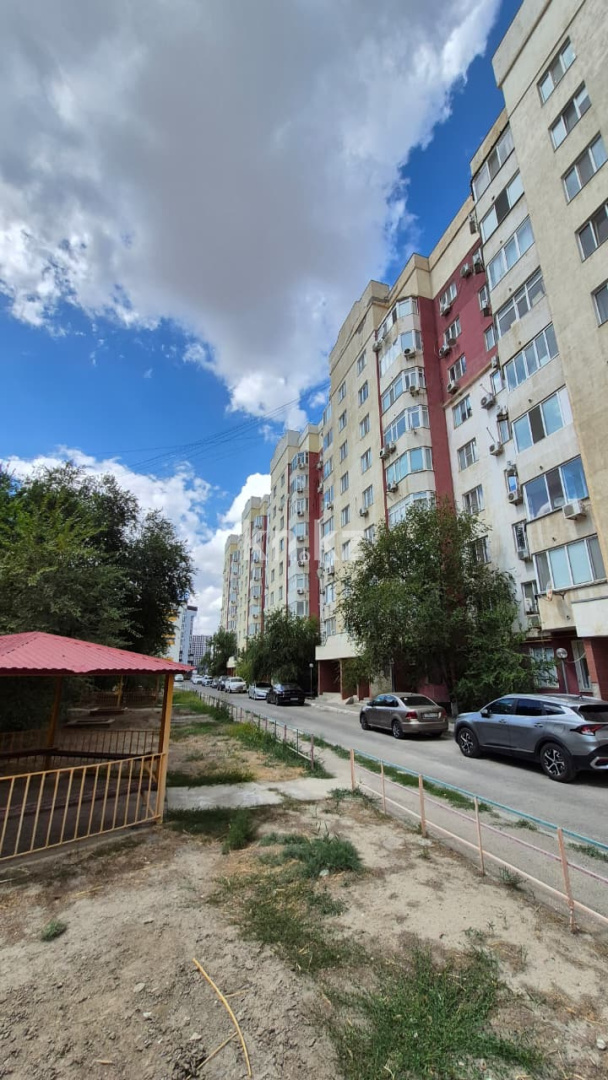 Продажа 4-комнатной квартиры, 123 м², мкр-н Сарыарка, дом  39 - Продажа и аренда недвижимости в Атырау фото 6 из 38