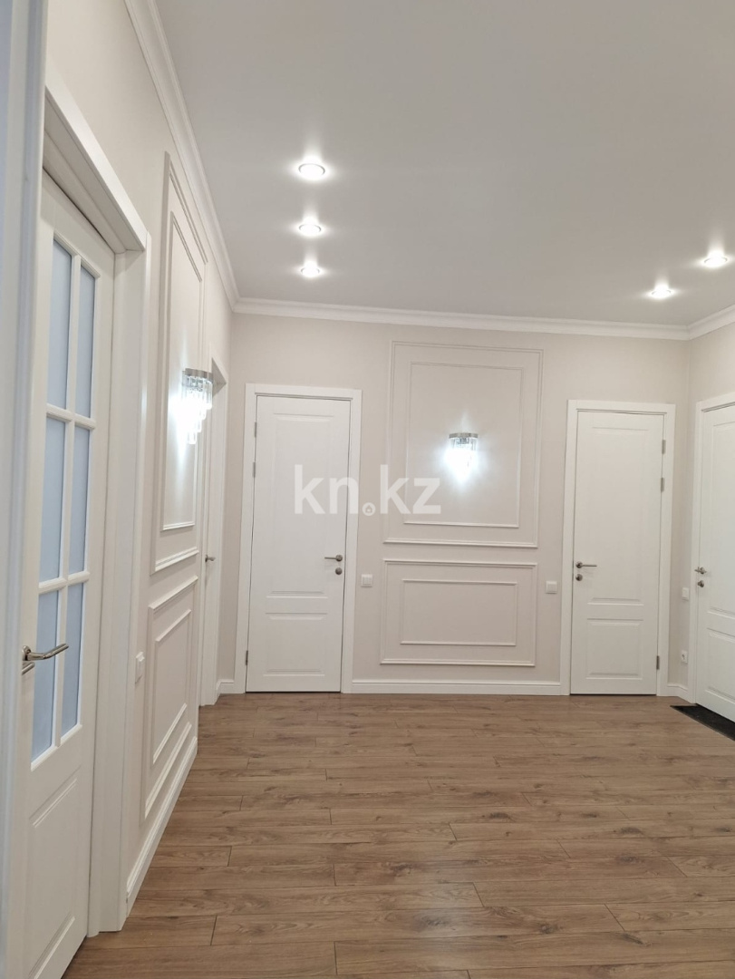 Продажа 3-комнатной квартиры, 90 м², пр. Республики, дом  23/2 - Продажа  трехкомнатных квартир в новостройках Караганды без посредников фото 7 из 16