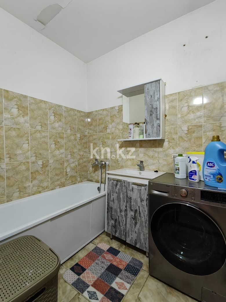 Продажа 4-комнатной квартиры, 143 м², мкр. Голубые Пруды, дом  5/4 - Продажа квартир в Караганде с фото фото 31 из 36