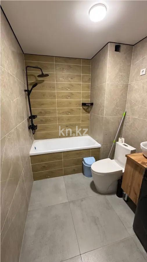 Продажа 1-комнатной квартиры, 30 м², мкр-н Аккент, дом  92 в Алматы - фото 3
