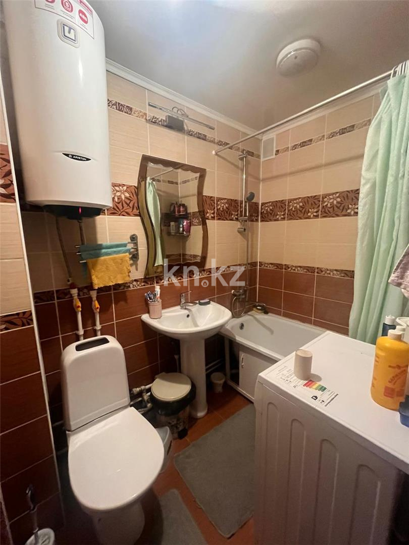 Продажа 3-комнатной квартиры, 69 м², ул. Университетская, дом  29 - Продажа  трехкомнатных квартир в Караганде фото 13 из 15