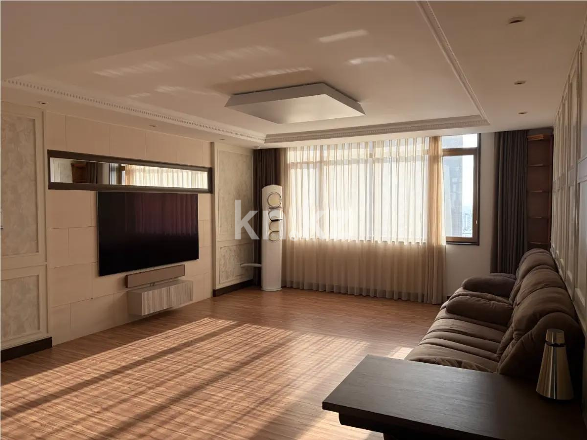 Продажа 4-комнатной квартиры, 136 м², пр. Кошкарбаева, дом  10 - Продажа  четырехкомнатных квартир в новостройках Астаны фото 1 из 5