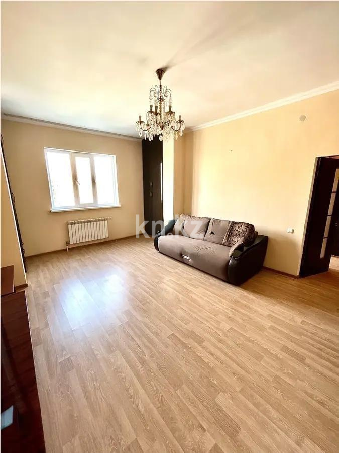Продажа 2-комнатной квартиры, 80 м², ул. Бейсекбаева, дом  2 в Астане