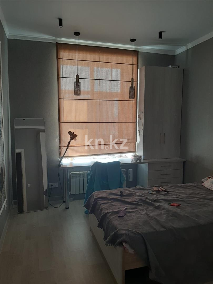 Продажа 4-комнатной квартиры, 117 м², пр. Строителей, дом  33/4 - Продажа  четырехкомнатных квартир в Караганде фото 4 из 21