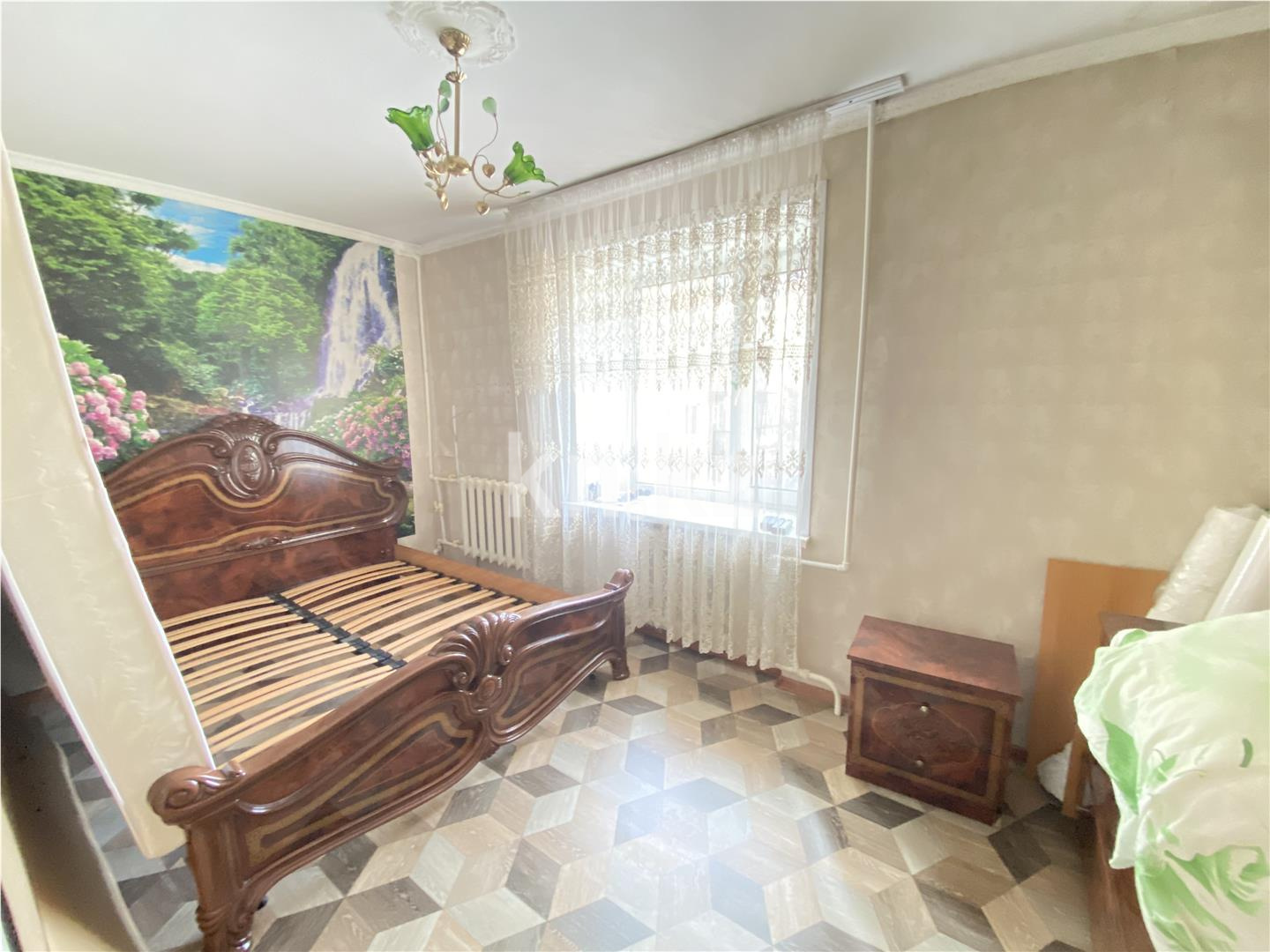 Продажа 3-комнатной квартиры, 51 м², ул. Аманжолова - Продажа  трехкомнатных квартир в Караганде фото 3 из 13