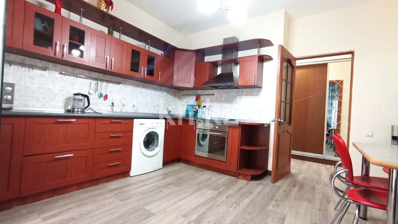 Аренда 2-комнатной квартиры, 90 м² в Алматы - фото 13