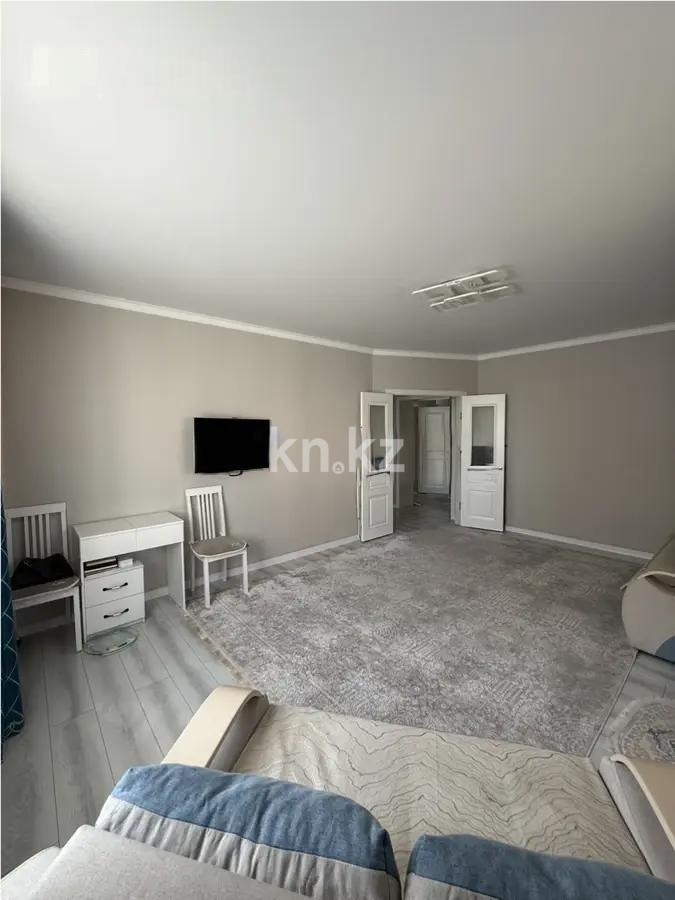 Продажа 2-комнатной квартиры, 75 м², ул. Байтурсынова, дом  43/2 в Астане