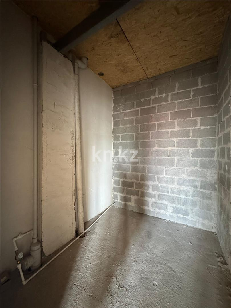 Продажа 4-комнатной квартиры, 164 м², ул. Сарсекова, дом  49 - Продажа  четырехкомнатных квартир в Караганде фото 8 из 16