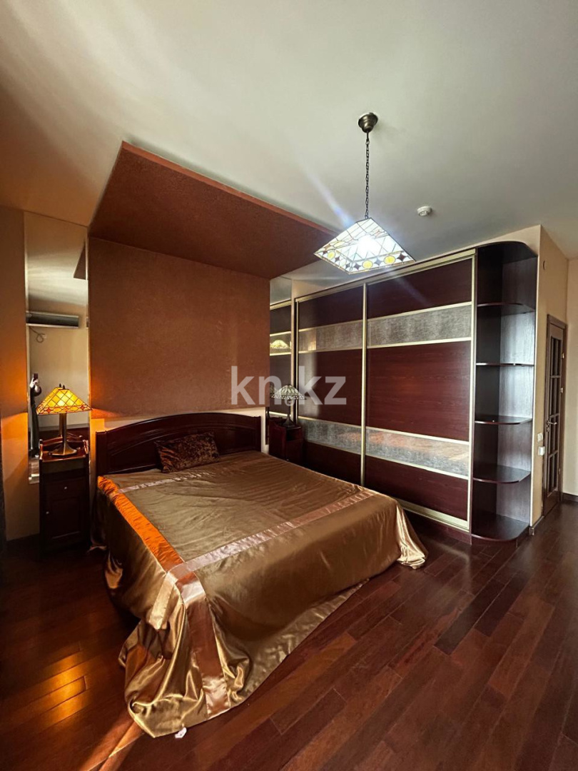 Аренда 2-комнатной квартиры, 77.5 м², пр. Абылай хана, дом  92 - Аренда  двухкомнатных квартир помесячно в Алматы с фото фото 1 из 16